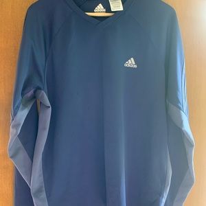 Long sleeve athletic t-shirt